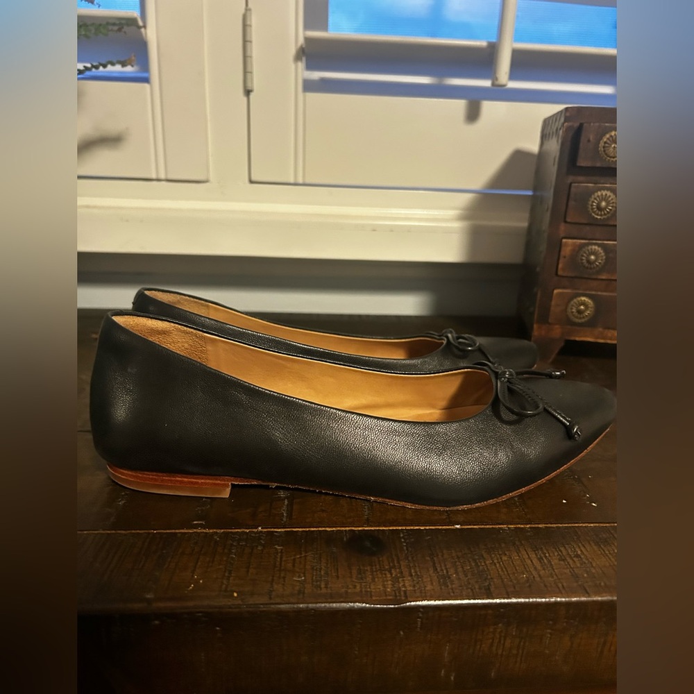 Quince Black Pointed Toe Bow Flats - Picture 6 of 7